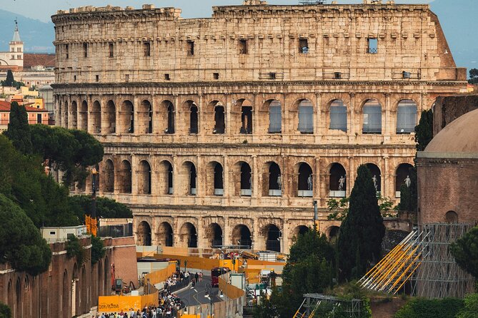 Colosseum, Roman Forum and Palatine Hill Tour With Audio - Key points at a glance