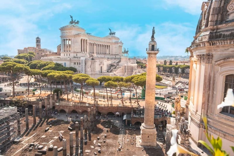 Colosseum, Roman Forum & Palatine Hill Entry and Audioguide - Entering the Colosseum on your timed slot