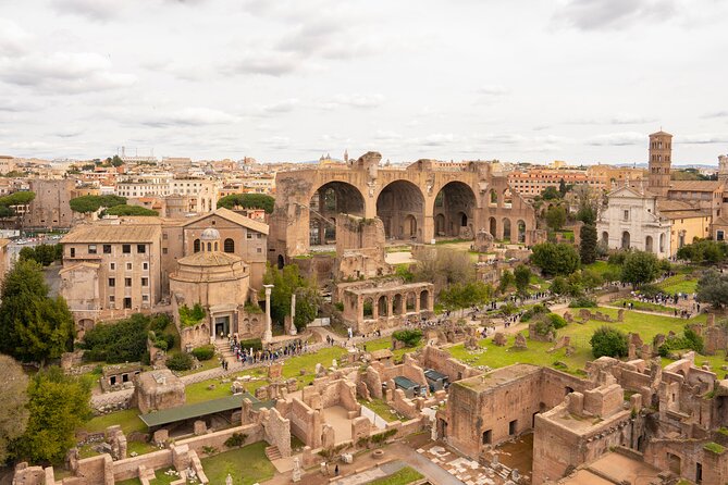 Colosseum, Roman Forum & Palatine Hill with Audioguide - Walking the Via Sacra into the Roman Forum