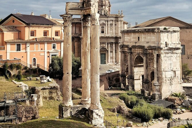 Colosseum with Arena Floor and Ancient Rome with Audio App - Crowds, heat, and the question of priority entry
