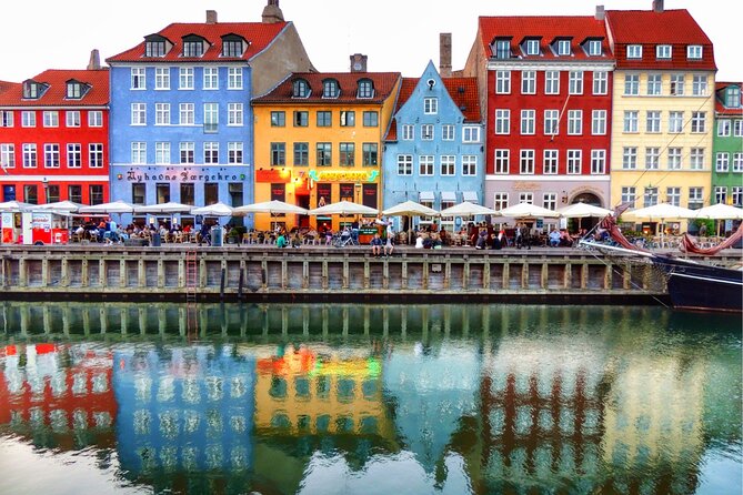 Copenhagen Scavenger Hunt and Highlights Self Guided Audio Tour - Who should book it, and who should skip it