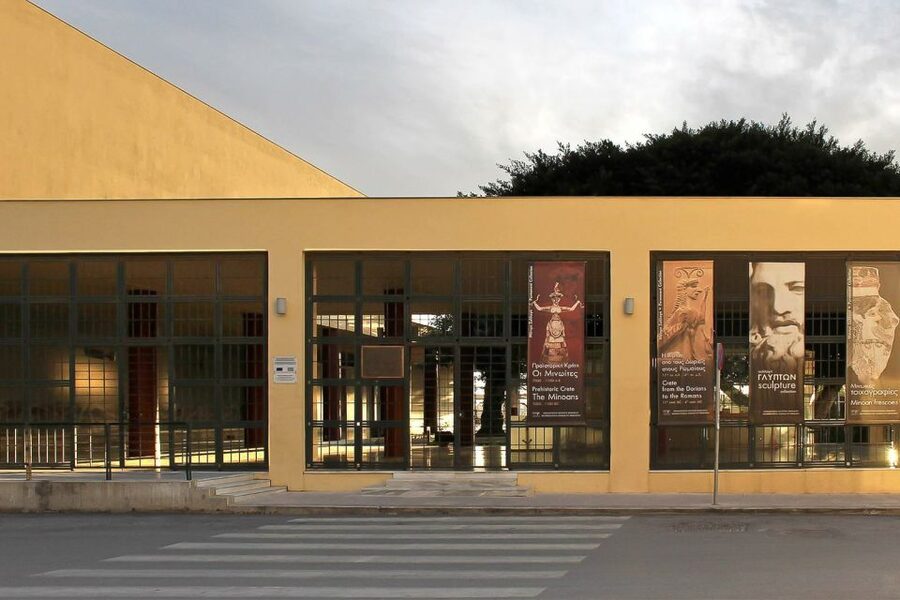Crete: Knossos Palace and Museum E-Tickets with Audio Guides - Who will get the most from this experience?