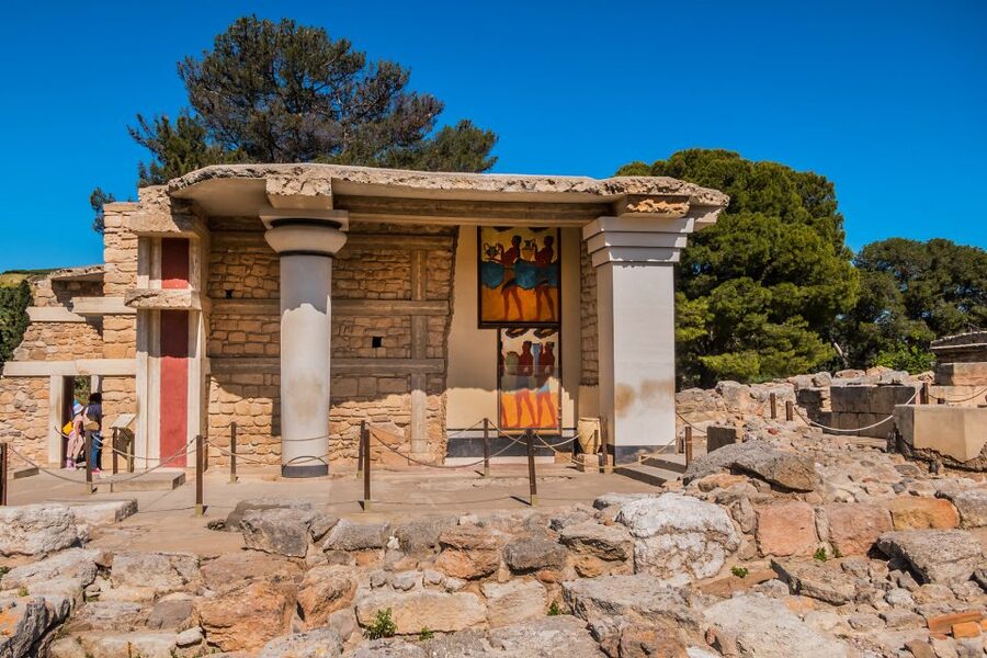 Crete: Knossos Palace Entry Ticket with Optional Audio Guide - Getting to the entrance from Heraklion