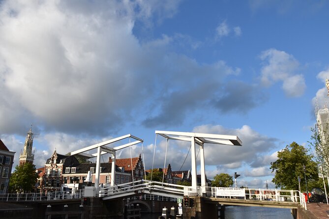 Cultural and Historical Audio guided walking tour Tour of Haarlem - Bakenessergracht and the view toward the Spaarne
