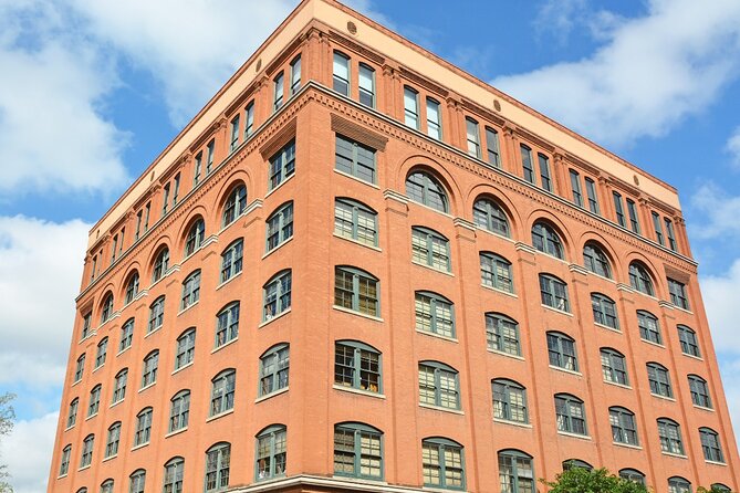 Dallas JFK Assassination Self-Guided Audio Driving Tour - Parkland Health and Trauma Room One