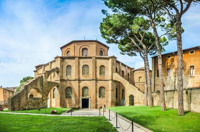 Dante's Ravenna: A Self-Guided Audio Tour - What makes this Ravenna walk useful