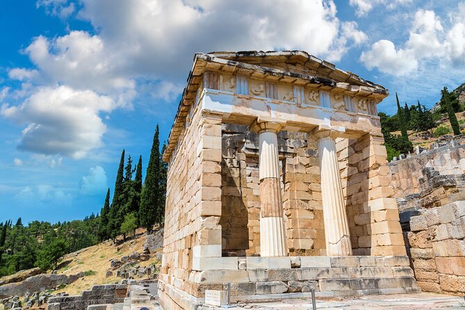 Delphi: Archaeological Site & Museum Ticket with Audio - Walking through the sanctuary of Apollo