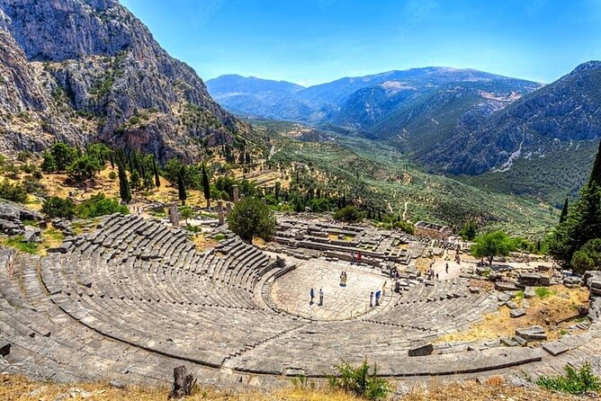 Delphi: Self-guided Audiovisual Tour with 3D Representations - What the audio and 3D tools really add