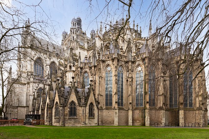 Den Bosch: City Walk Audio Guide in 7 Languages on your Phone - Saint John’s Cathedral and Brabant Gothic Detail