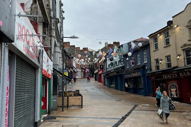 Derrie Danders: Unveiling Derry's Dark & Haunted Past Audio Tour - Why Derry makes such a good haunted-history setting