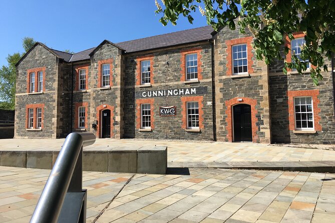Derrie Danders: Wander around the Waterside on a self-guided GPS audio tour - Start at Visit Derry and pass the Guildhall