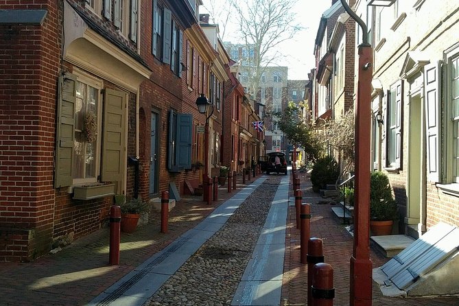 Discover Fantastic Philadelphia: Self-Guided Audio Tour - Science and spectacle at The Franklin Institute