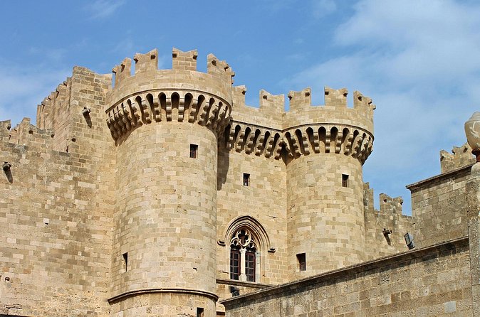 Discover Fantastic Valletta: Self-Guided Audio Tour - Teatru Manoel and the value of a shorter route