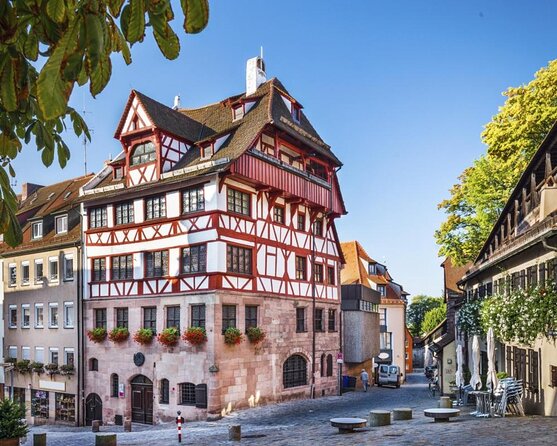 Discover Nuremberg: Self-Guided Audio Tour - The Church of Our Lady and Nuremberg’s reconstructed center