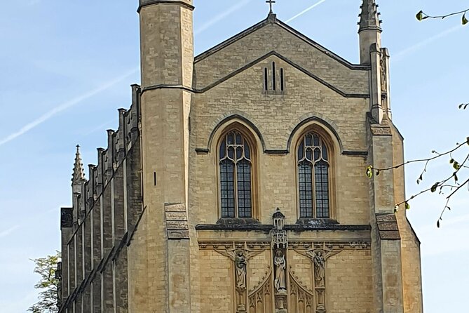 Discovering Cheltenham: A Self-Guided Audio Tour - Starting at The Wilson and getting the app ready