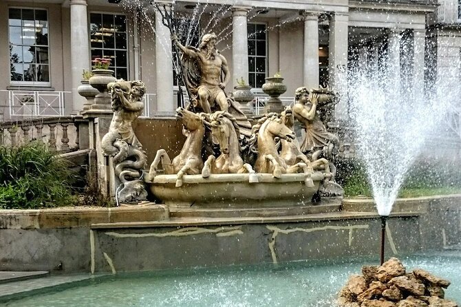 Discovering Cheltenham: A Self-Guided Audio Tour - The Hare and the Minotaur, then Edward Wilson