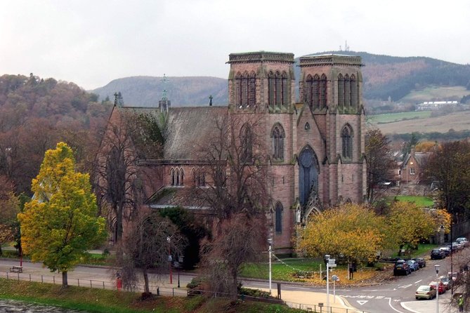 Discovering Inverness: A Self-Guided Audio Tour of the Capital of the Highlands - Inverness Town House and the castle question