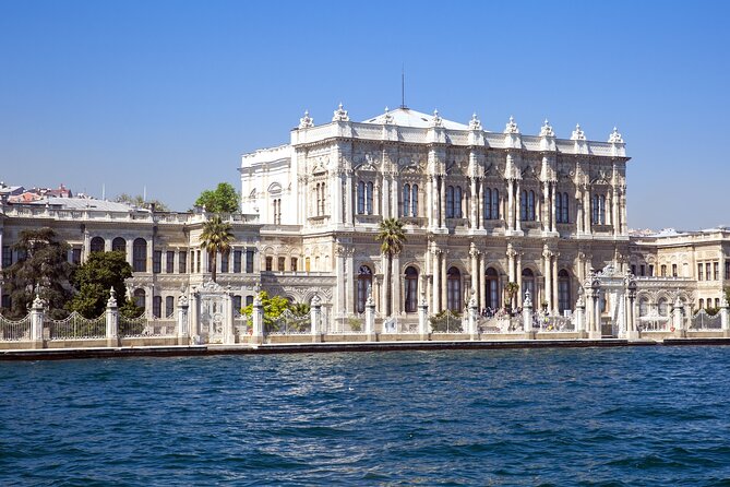 Dolmabahce Palace Skip the Ticket Line Entry with Audio Guide - What the audio guide adds