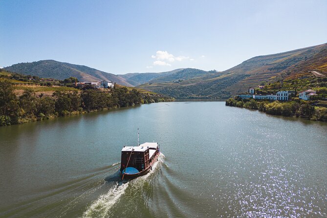 Douro Valley: Rabelo Boat Tour with Port Wine & Audio Guide - Is two hours the right length?