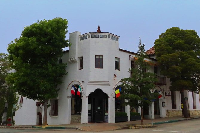 Downtown Carmel-by-the-Sea: A Self-Guided Audio Tour - Dawson Cole and Weston galleries