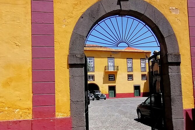 Downtown Funchal: A Self-Guided Audio Tour Through the Old City - Corpo Santo Chapel and Funchal’s older surviving buildings