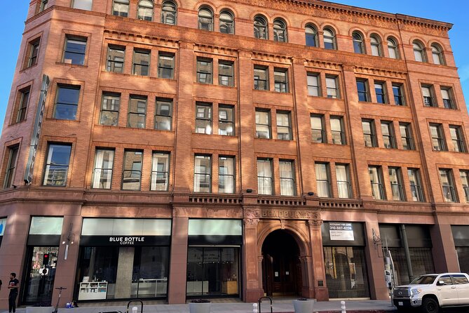 Downtown Los Angeles: A Self-Guided Audio Tour - The Millennium Biltmore brings old Hollywood into view
