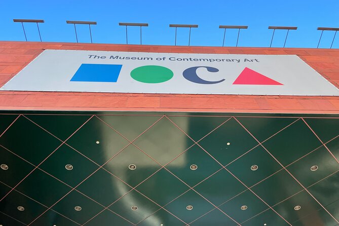 Downtown Los Angeles: A Self-Guided Audio Tour - MOCA and The Broad show two faces of art