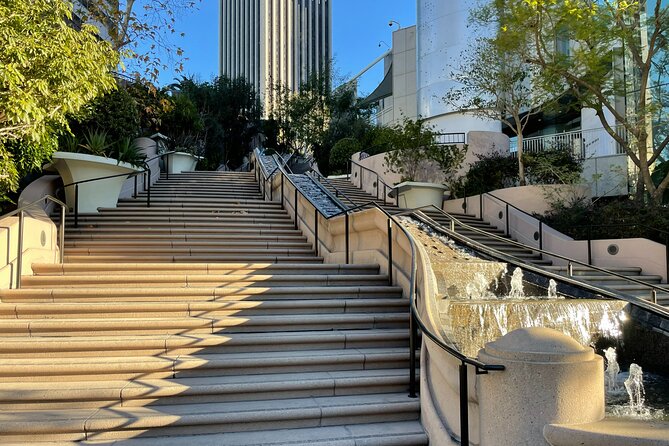 Downtown Los Angeles: A Self-Guided Audio Tour - Start at Pershing Square and get your bearings