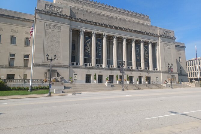 Downtown St. Louis Smartphone Guided Audio Walking Tour App - Kiener Memorial Fountain and the Runner statue