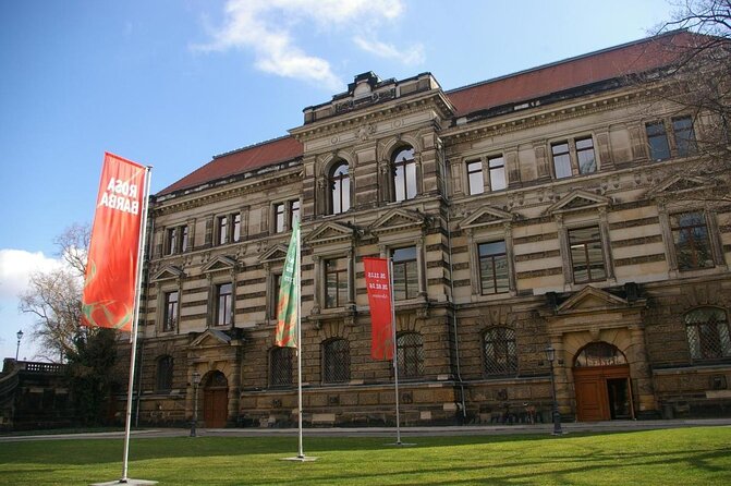 Dresden's 'Balcony of Europe': A Self-Guided Audio Tour along the River Elbe - A compact walk through Dresden’s riverfront