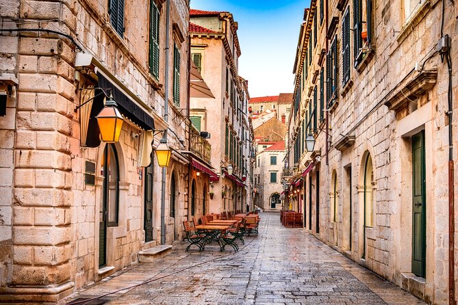 Dubrovnik Scavenger Hunt and Highlights Self Guided Audio Tour - House of Marin Drzic, the Bell Tower, and the final clues