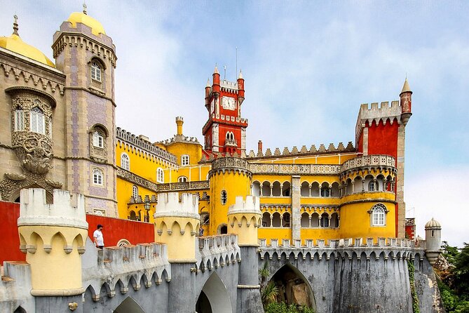 ECAR SelfDrive Amazing Sintra GPS/Audioguide EN ES FR IT DE DU - Seteais and Monserrate: two very different palace stops