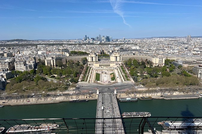 Eiffel Tower 2nd Floor Ticket with Audioguide and Optional Summit - The audioguide: useful, but prepare your phone
