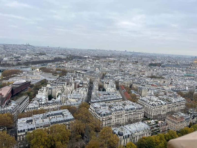 Eiffel Tower Entry: Summit or 2nd Floor with Audioguide - Should you pay extra for the summit?