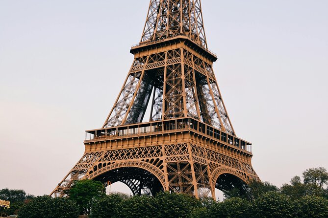Eiffel Tower Entry with Audio Guide & Summit Upgrade - Using the Audio Guide on Your Phone