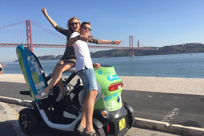 Electric Car Tour of Lisbon Old Town and Belém with GPS Audio Guide - São Jorge Castle and the upper city