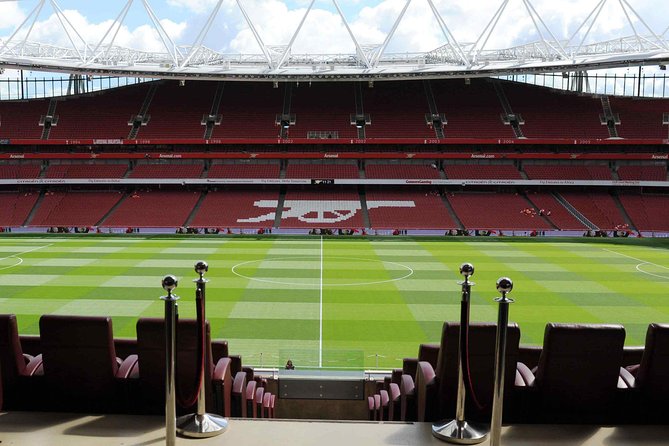Emirates Stadium and Arsenal Museum Entrance Ticket Including Audio Guide - Using the audio guide without losing your freedom