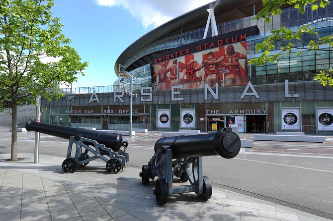 Emirates Stadium and Arsenal Museum Entrance Ticket Including Audio Guide - Following the tunnel toward the pitch