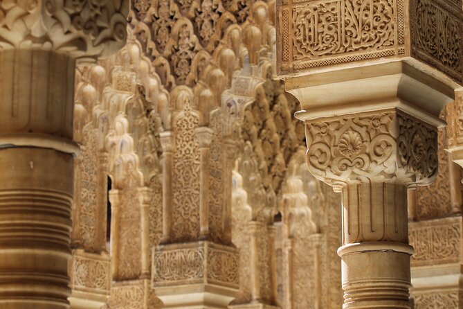 Entrance to the Alhambra and Generalife with Audio Guide - The meeting point and ticket collection
