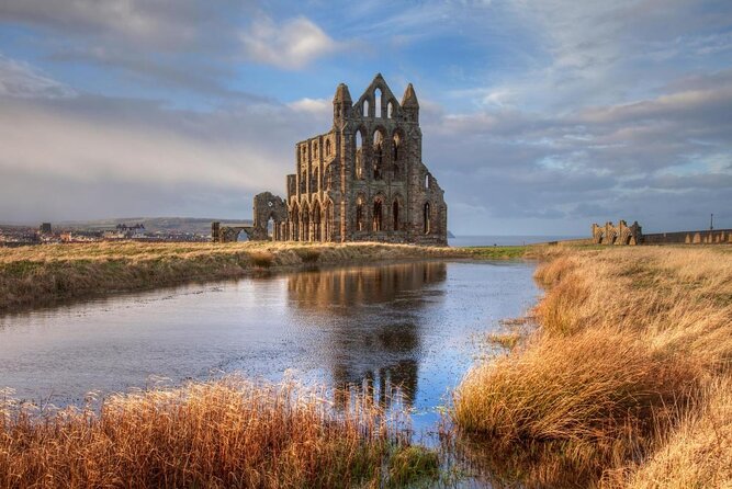 Essential Whitby: Discover the town’s legends on a self-guided audio tour - Four things to know before you walk