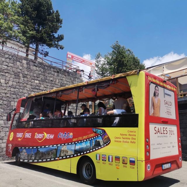 Etna by Panoramic Bus, Audioguide 9 languages, from Catania - A quick look at Nicolosi village