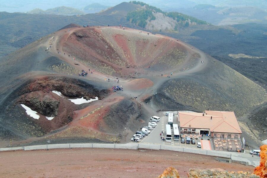 Etna by Panoramic Bus, Audioguide 9 languages, from Catania - What the $53 price really includes