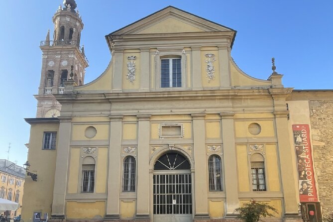 Europe’s Culinary Capital: A Self-Guided Audio Tour in Parma - The medieval corner and the Parma River
