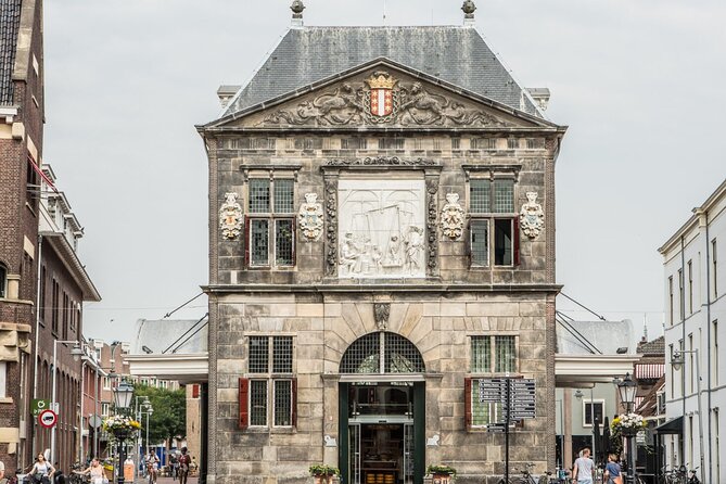 Explore Gouda with Self-Guided GPS and Audio Tour - Starting at Gouda Station and finding your bearings