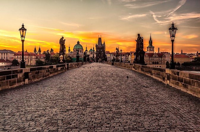 Explore Marvellous Prague: Self-Guided Audio Tour - Mihulka Powder Tower and the old city gates