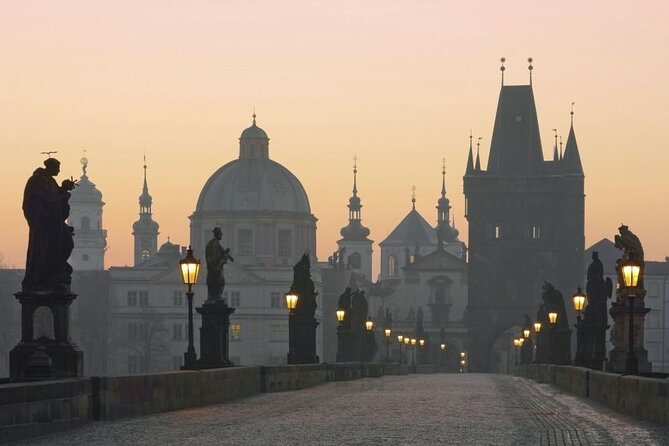 Explore Marvellous Prague: Self-Guided Audio Tour - Prague Castle: a huge opening act