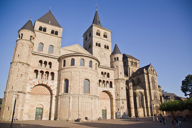 Explore Trier a Beautiful City Walk with Audio and GPS Guide - Liebfrauenkirche and its Gothic details