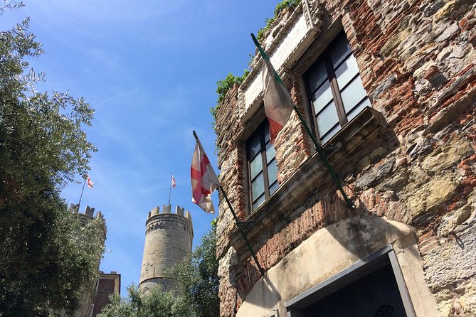 Finance and Nobility: Explore medieval Genoa on a self-guided audio tour - San Lorenzo Cathedral, Genoa’s great religious landmark