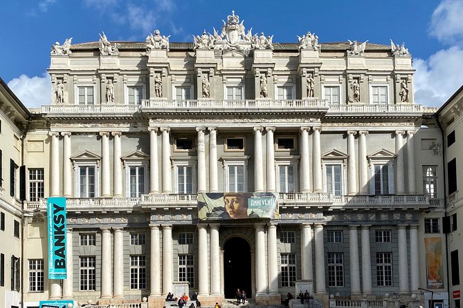 Finance and Nobility: Explore medieval Genoa on a self-guided audio tour - Palazzo Ducale and the power of Genoese nobility