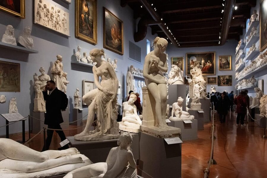 Florence: Accademia Ticket & Audio Guided Tour with Host - Giambologna and the other works on the audio guide